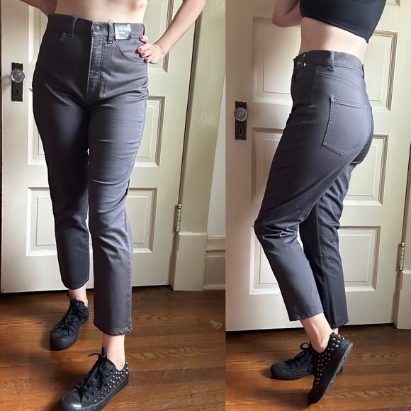 Express NWT Slim Super High Rise Gray Cropped Jeans - Picture 1 of 6
